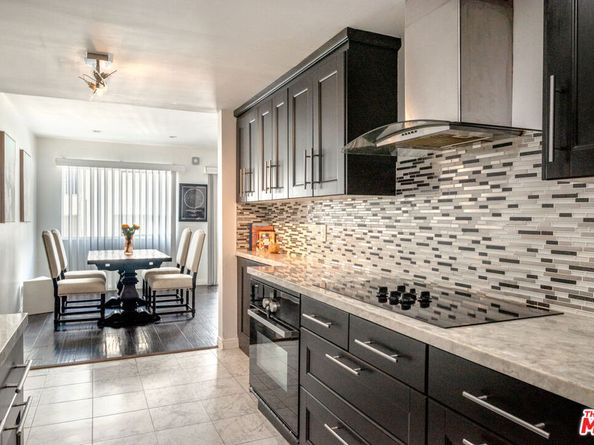 7259 Hillside Avenue 202, Los Angeles CA 90046