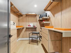 16708 Chaplin Avenue, Encino CA 91436