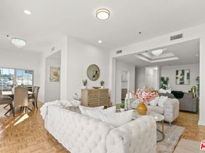 4348 Mammoth Avenue 301, Sherman Oaks CA 91423