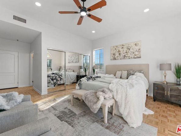 4348 Mammoth Avenue 301, Sherman Oaks CA 91423