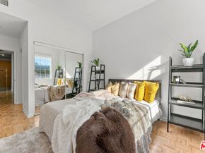 4348 Mammoth Avenue 301, Sherman Oaks CA 91423