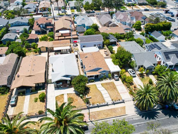 151 N Harvard Boulevard, Los Angeles CA 90004