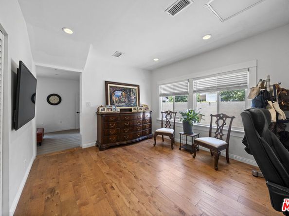 151 N Harvard Boulevard, Los Angeles CA 90004