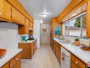 5343 Janisann Avenue, Culver City CA 90230