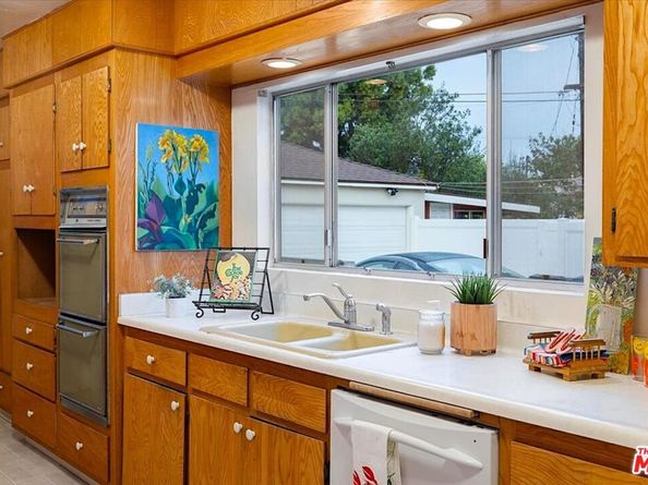 5343 Janisann Avenue, Culver City CA 90230