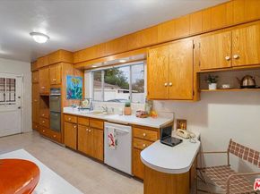 5343 Janisann Avenue, Culver City CA 90230