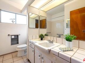 5343 Janisann Avenue, Culver City CA 90230