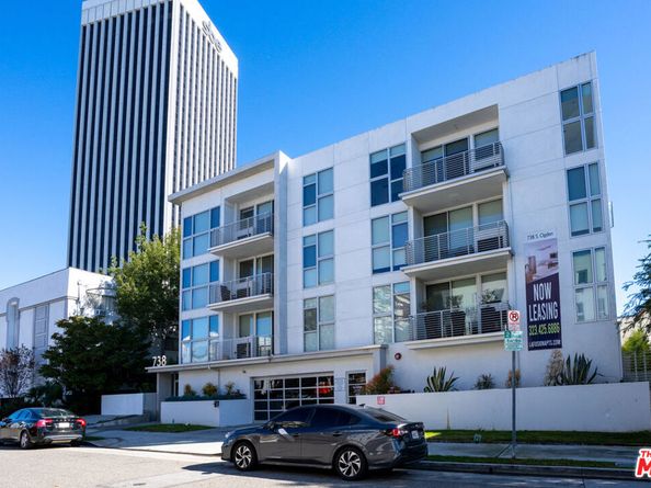 738 S Ogden Drive, Los Angeles CA 90036