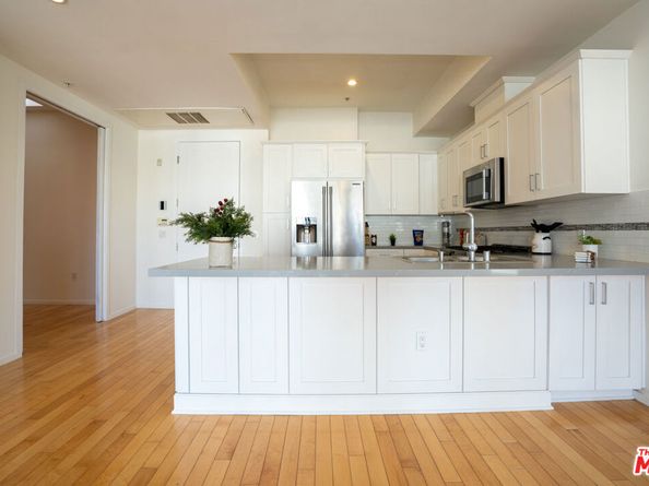 738 S Ogden Drive, Los Angeles CA 90036