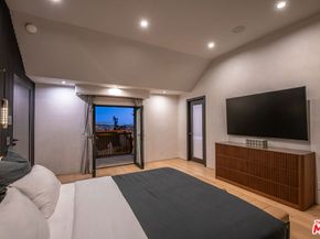 8721 Sunset Plaza Terrace, West Hollywood CA 90069