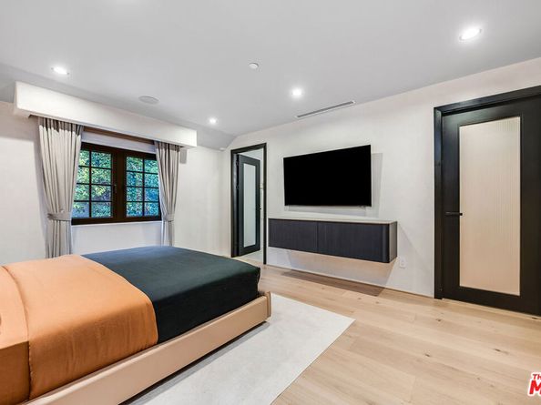 8721 Sunset Plaza Terrace, West Hollywood CA 90069