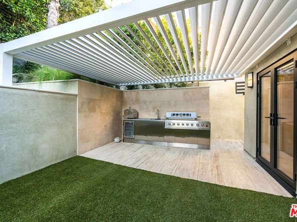 8721 Sunset Plaza Terrace, West Hollywood CA 90069