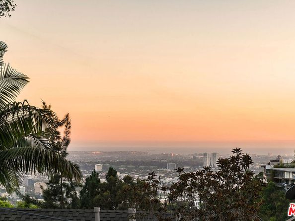 8721 Sunset Plaza Terrace, West Hollywood CA 90069