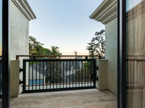 8721 Sunset Plaza Terrace, West Hollywood CA 90069