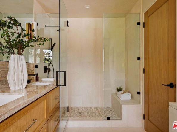 8628 Edwin Drive, Los Angeles CA 90046