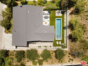 8628 Edwin Drive, Los Angeles CA 90046