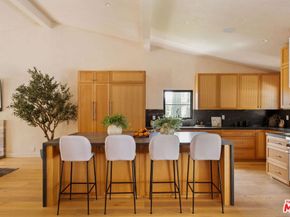 8628 Edwin Drive, Los Angeles CA 90046