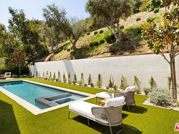 8628 Edwin Drive, Los Angeles CA 90046