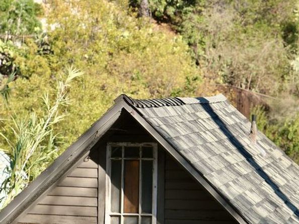 466 Wren Drive, Los Angeles CA 90065