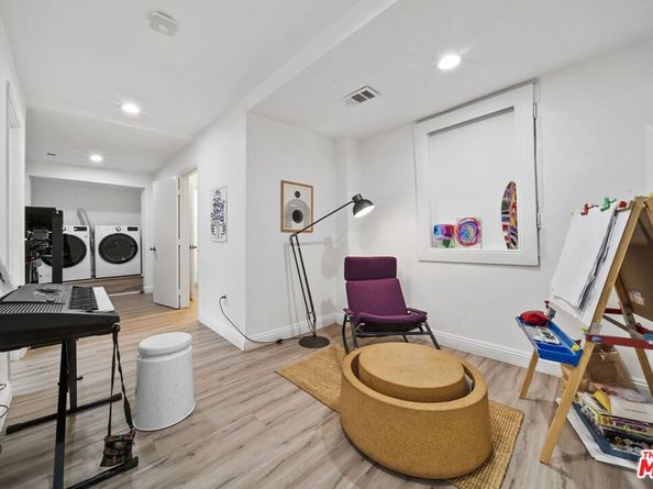 466 Wren Drive, Los Angeles CA 90065