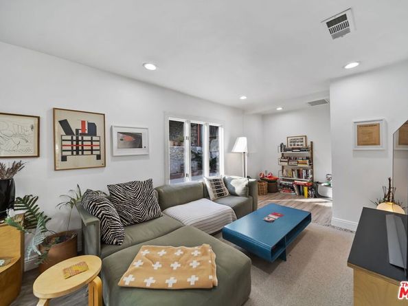 466 Wren Drive, Los Angeles CA 90065