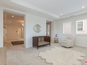 11734 N Manchester Way, Porter Ranch CA 91326