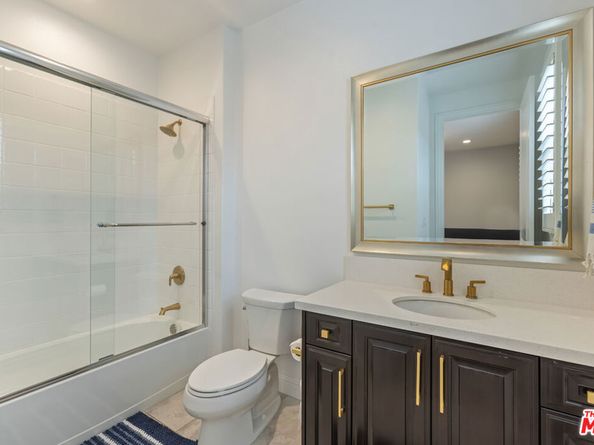 11734 N Manchester Way, Porter Ranch CA 91326