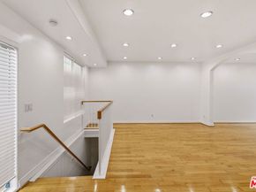 4838 Elmwood Avenue 7, Los Angeles CA 90004