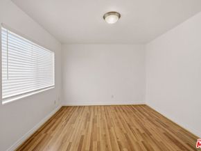 4838 Elmwood Avenue 7, Los Angeles CA 90004