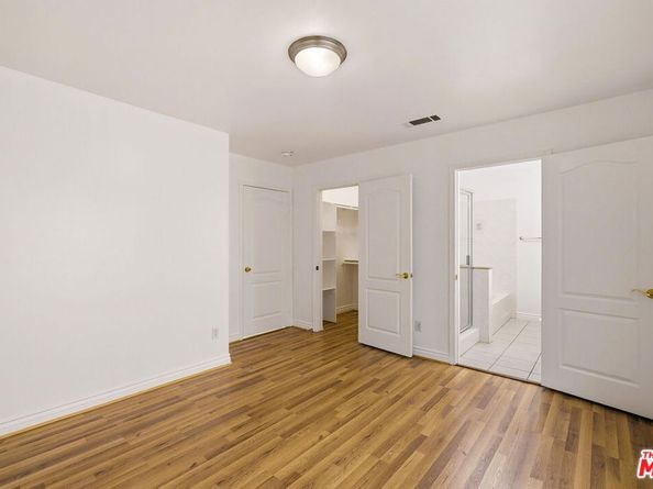 4838 Elmwood Avenue 7, Los Angeles CA 90004