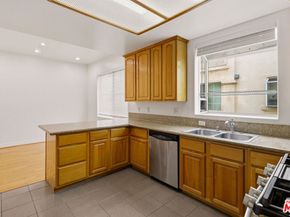 4838 Elmwood Avenue 7, Los Angeles CA 90004