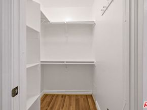 4838 Elmwood Avenue 7, Los Angeles CA 90004