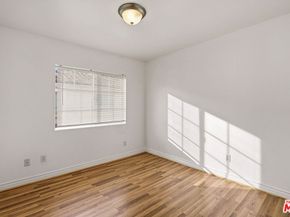 4838 Elmwood Avenue 7, Los Angeles CA 90004