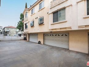 4838 Elmwood Avenue 7, Los Angeles CA 90004