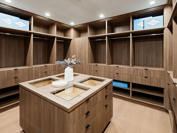 565 Toyopa Drive, Pacific Palisades CA 90272