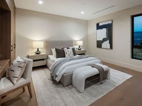 565 Toyopa Drive, Pacific Palisades CA 90272