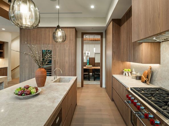 565 Toyopa Drive, Pacific Palisades CA 90272