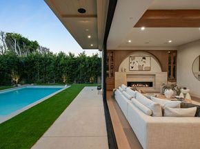 565 Toyopa Drive, Pacific Palisades CA 90272