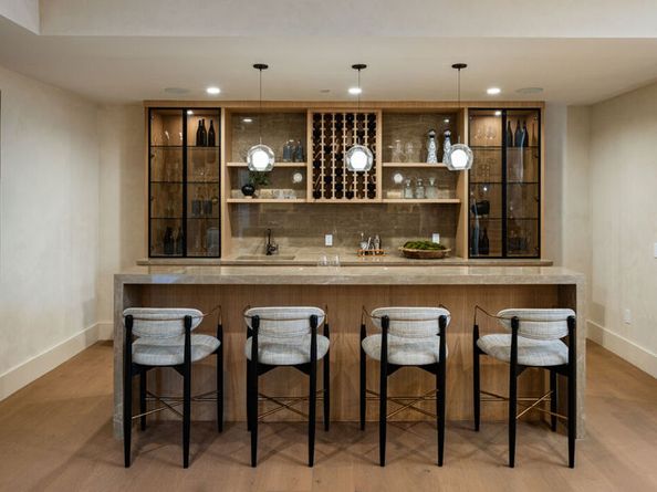 565 Toyopa Drive, Pacific Palisades CA 90272