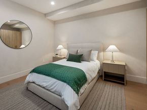 565 Toyopa Drive, Pacific Palisades CA 90272