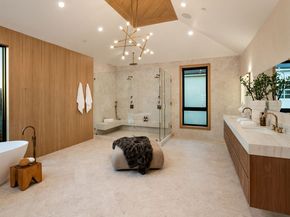 565 Toyopa Drive, Pacific Palisades CA 90272