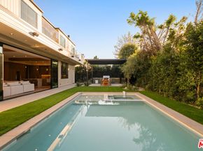 565 Toyopa Drive, Pacific Palisades CA 90272