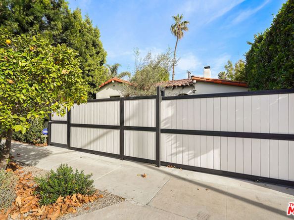 318 N Huntley Drive, West Hollywood CA 90048