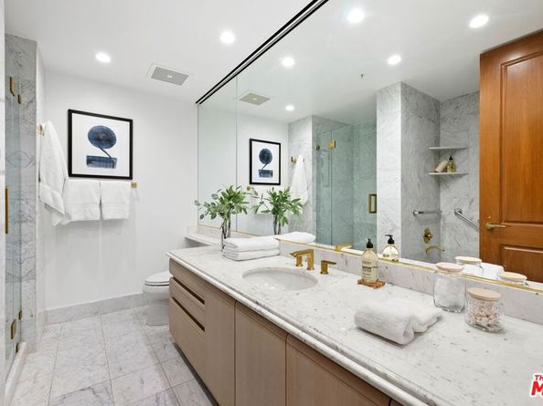 10490 Wilshire Boulevard PH4, Los Angeles CA 90024