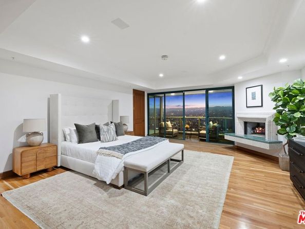 10490 Wilshire Boulevard PH4, Los Angeles CA 90024