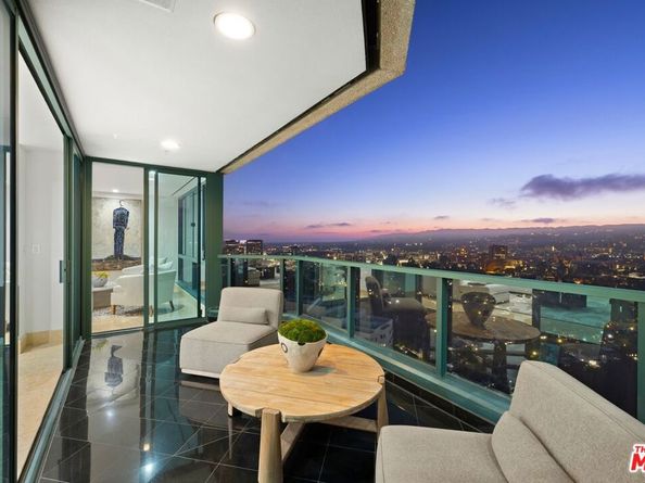 10490 Wilshire Boulevard PH4, Los Angeles CA 90024