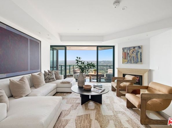 10490 Wilshire Boulevard PH4, Los Angeles CA 90024