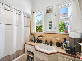 2436 20th Street, Santa Monica CA 90405