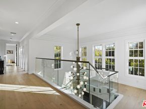 23255 Mariposa De Oro Street, Malibu CA 90265