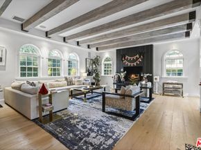 23255 Mariposa De Oro Street, Malibu CA 90265